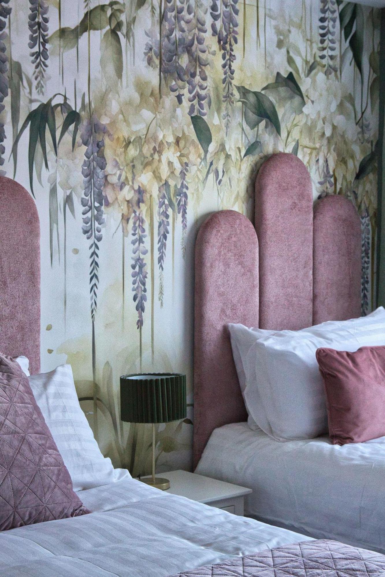 Bed and Breakfast The Monks Quarters Куин Экстерьер фото